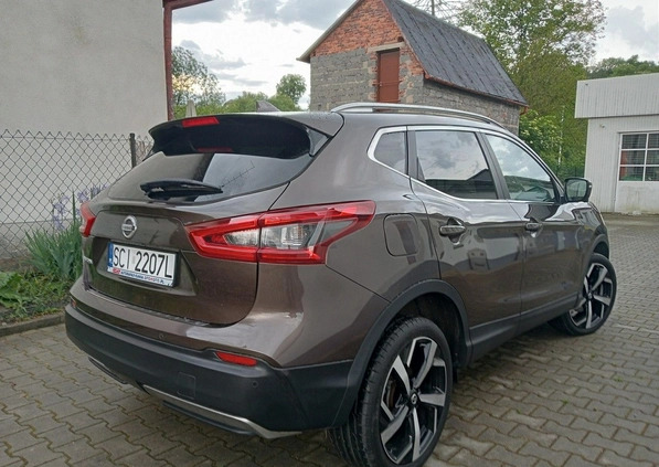 Nissan Qashqai cena 78900 przebieg: 113693, rok produkcji 2017 z Bełchatów małe 781